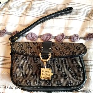 Dooney and Bourke wristlet